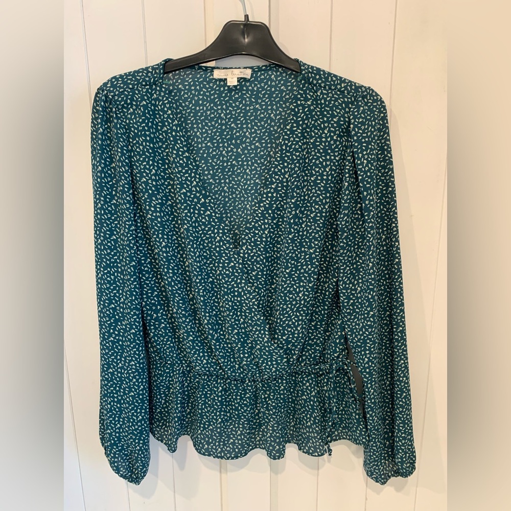 Nine Britton Green Top